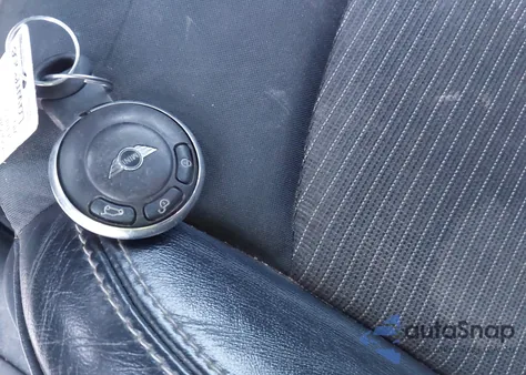 2015 Mini Countryman Cooper S z USA, uszkodzony, nr VIN WMWZC5C58FWM19865